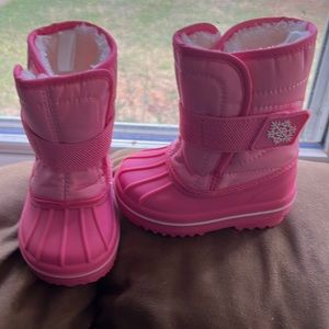 Infant pink Snow boots